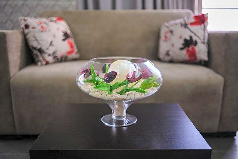 LOUIS V HOTEL LEBANON