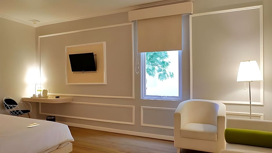 Maxonehotels At Glodok