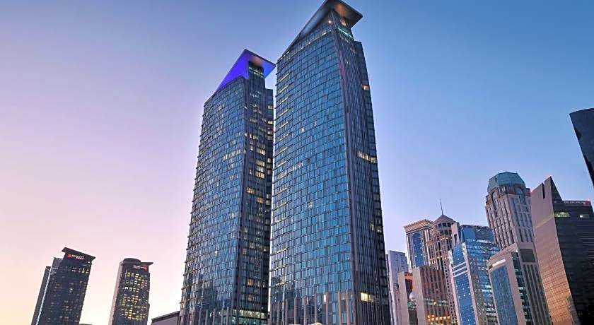 Le Meridien City Center, Doha