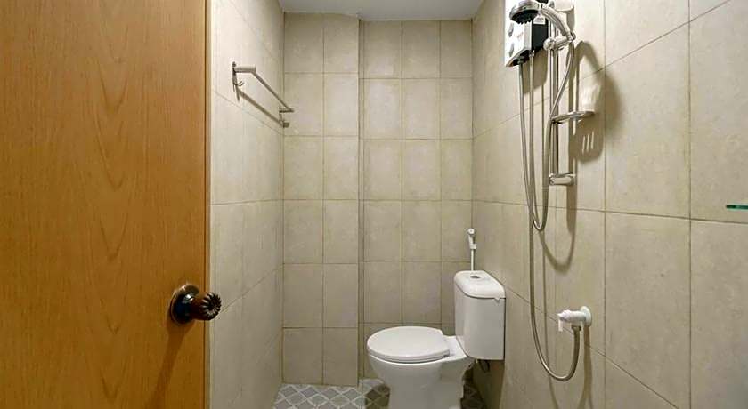 RedDoorz @ Mutiara Residence Deli Serdang