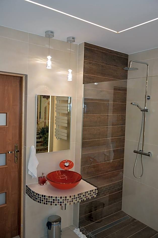 Słoneczny Dom pokoje i apartament na wynajem