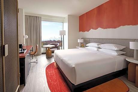 King Room with City View - High Floor