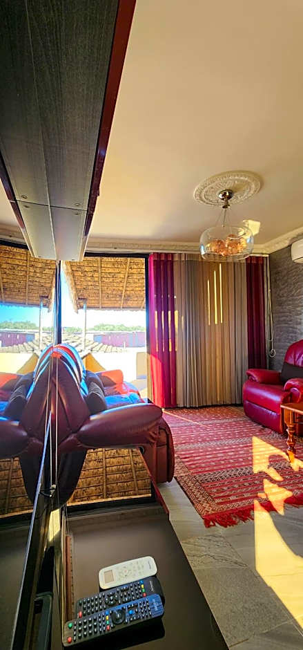 Equi Palace & SPA Near Aeroport