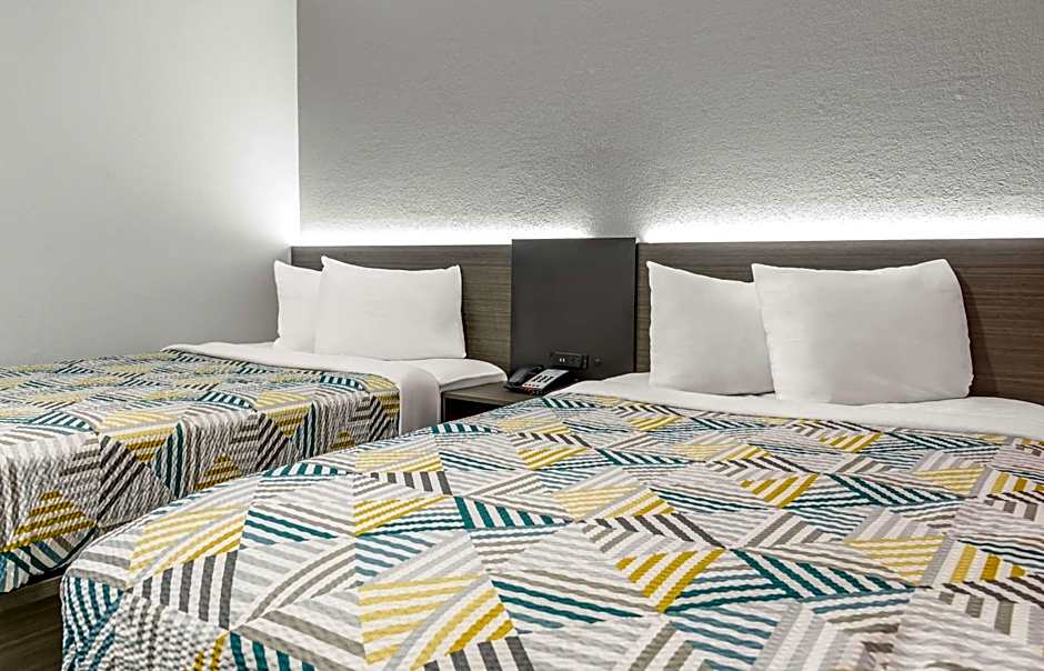 Home 6 Motel