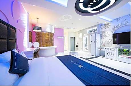 Superior King Room