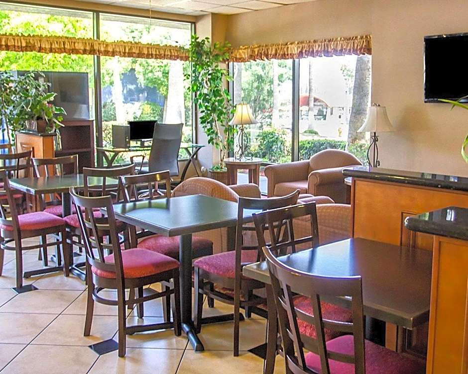 Quality Inn Riverside near UCR and Downtown