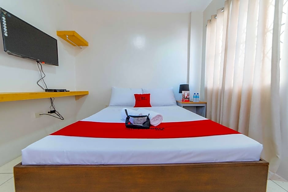 RedDoorz Plus @ Casa Lucia Sindalan San Fernando City Pampanga