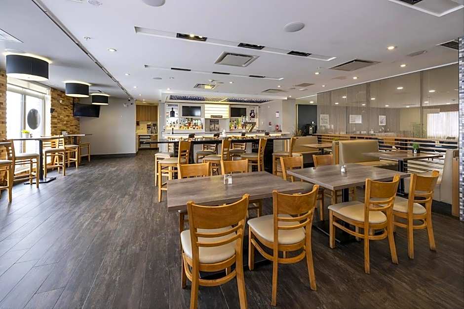 Radisson Hotel Edmonton Airport