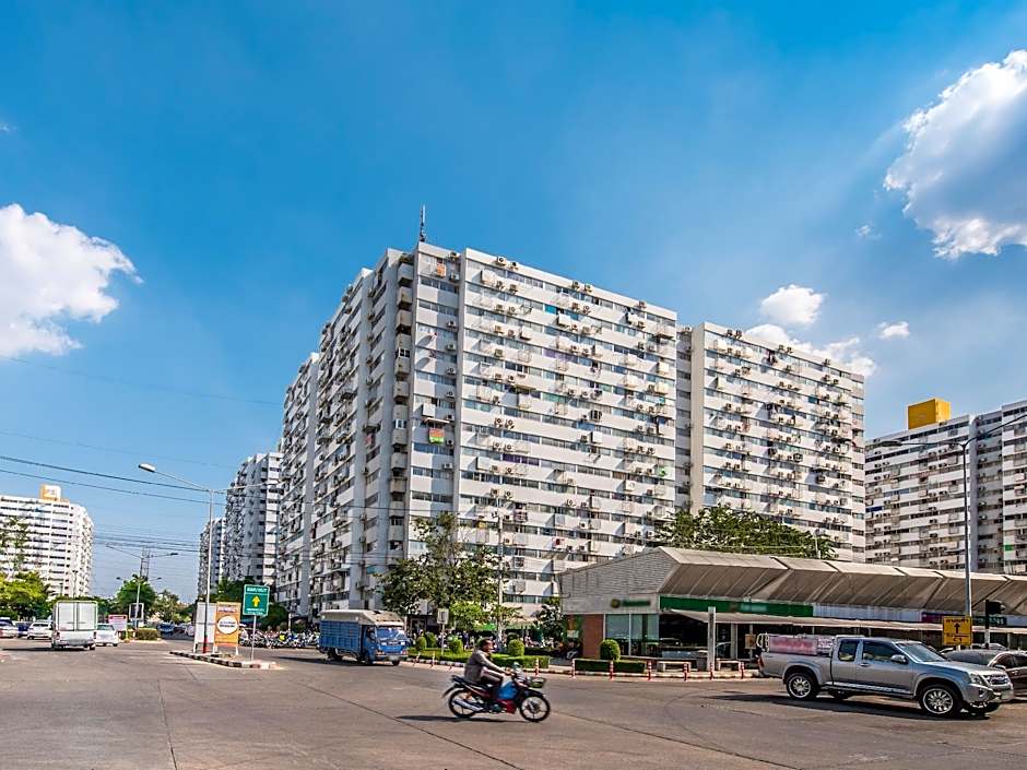 Smart Residence @ Muengthongthani