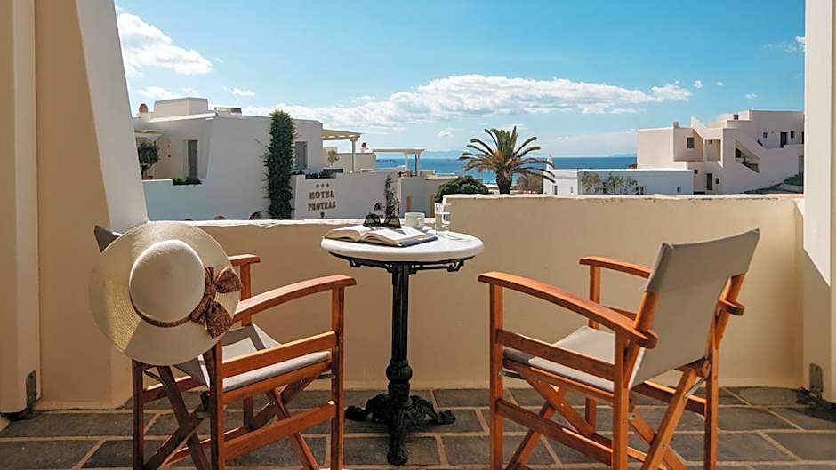 Proteas Hotel & Suites