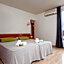 Hotel Everest