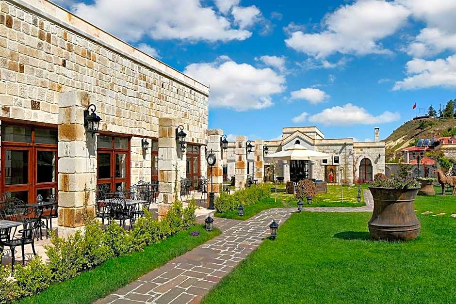 Seraphim Cave Hotel