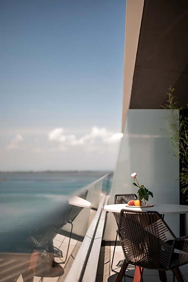 Laguna Faro Suites - Adults Only