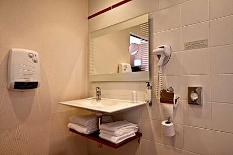 Suite - 1 King Bed, Nonsmoking, Balcony, Living Room, Sofabed