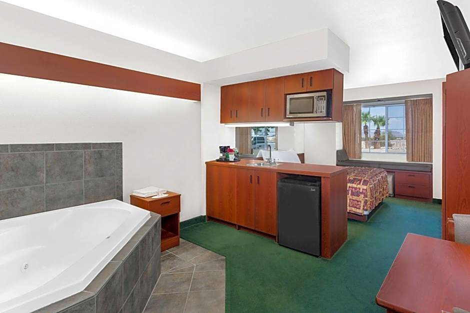 Microtel Inn & Suites by Wyndham Wellton