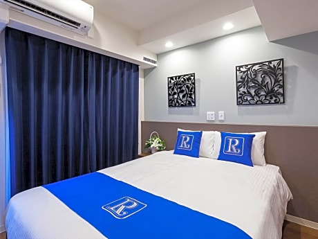 Premier Condo Double Room- Non-Smoking