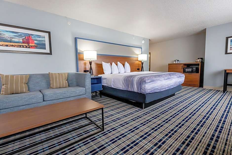 AmericInn by Wyndham Sturgeon Bay