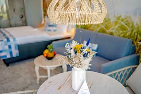 Deluxe Double Room with Balcony and Sea View