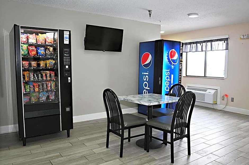 Hibbing Inn and Suites