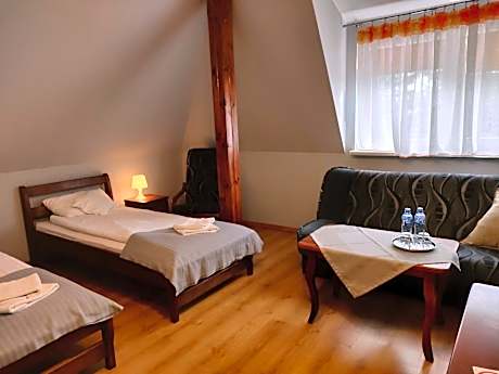 Standard Twin Room with Sofa