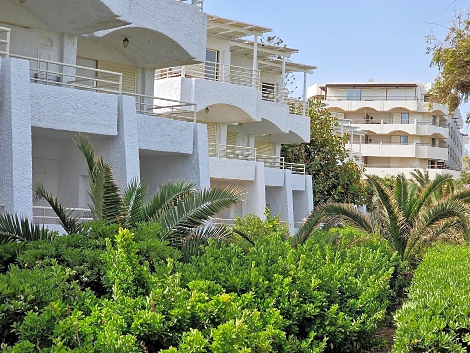 Apollonia Beach Resort & Spa