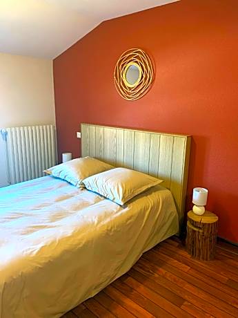 Triple Room with Private Bathroom