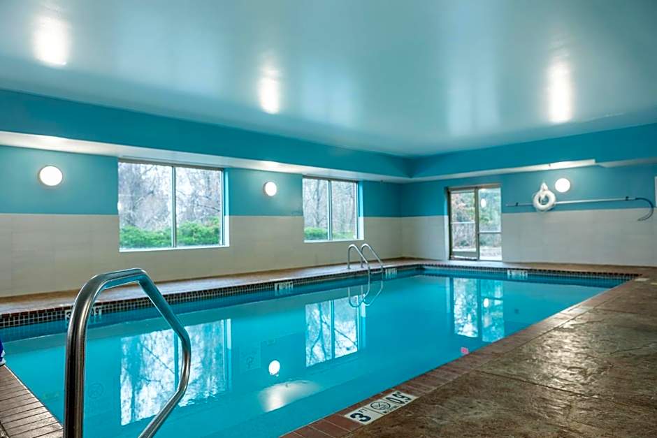 Holiday Inn Express Hotel & Suites Memphis/Germantown By IHG