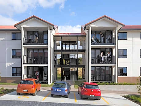 Albany Village