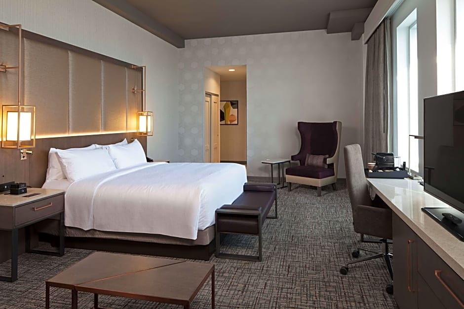 Photo 1 of 7 of Superior 1 King Bed, Airport View