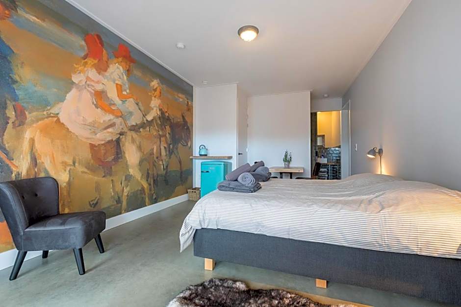 Ride by the Sea Guesthouse