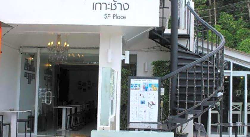 SP. Place Hotel