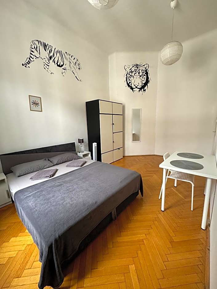 Boomerang Hostel