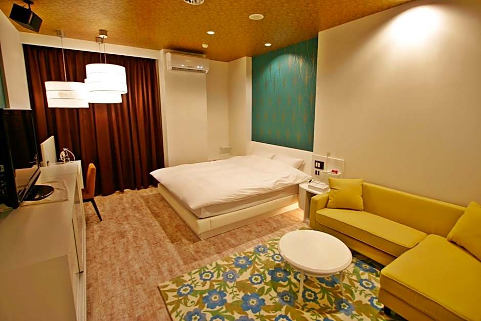 HOTEL EVERMORE -Adult Only-