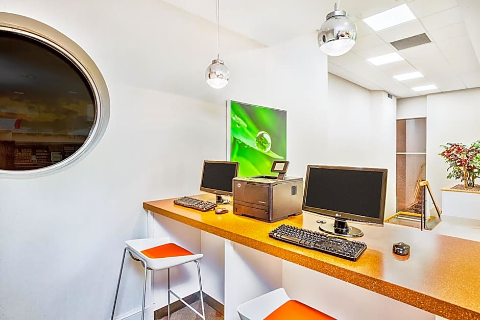 Holiday Inn Sydney Waterfront By IHG