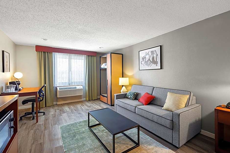 Best Western Fremont/Angola I-80/90 Toll Road