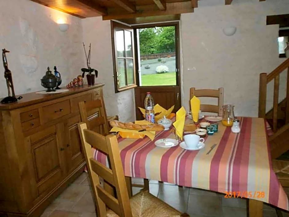 Chambre d'hotes Ty Braz 19 Tilibrennou 29690 BERRIEN