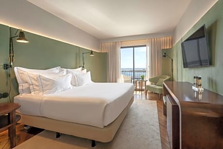 Double Room or Twin Room with Ocean View