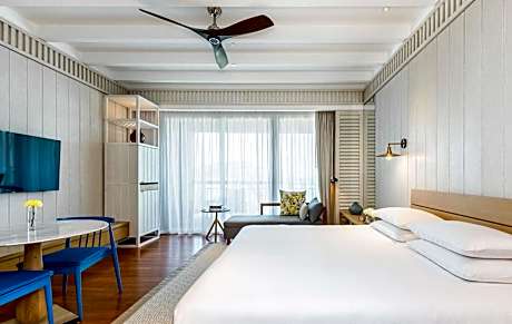 King Room with Pool View