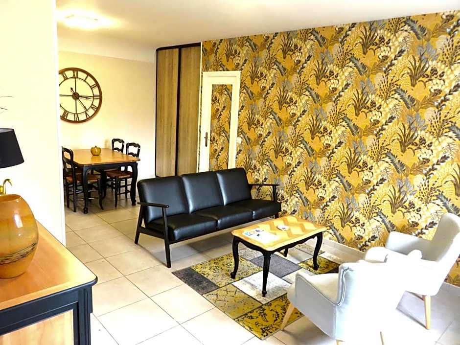 Le Manoir de Placy - Chambres d'Hôtes