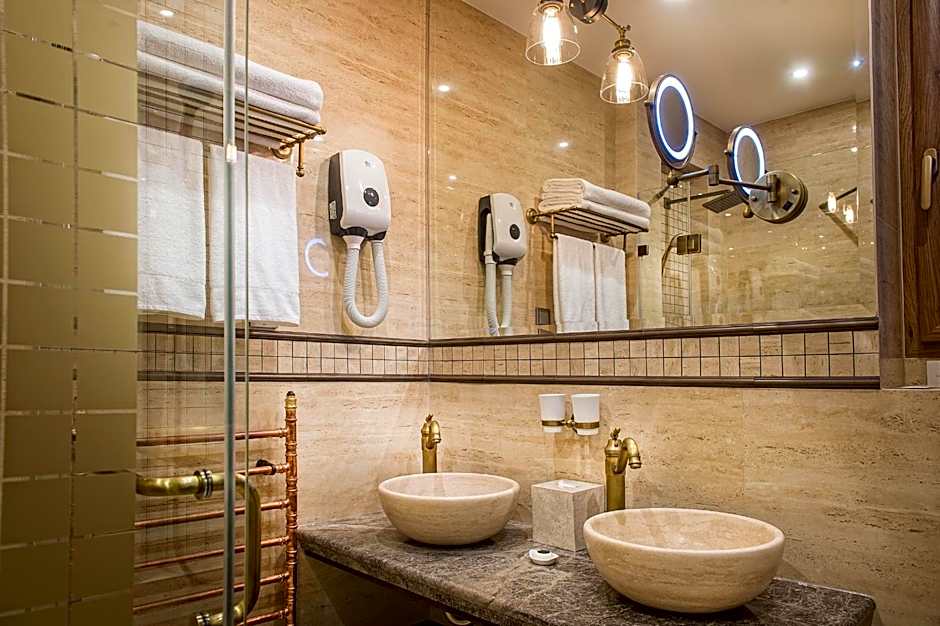 Villa Plaza Boutique Hotel & Spa