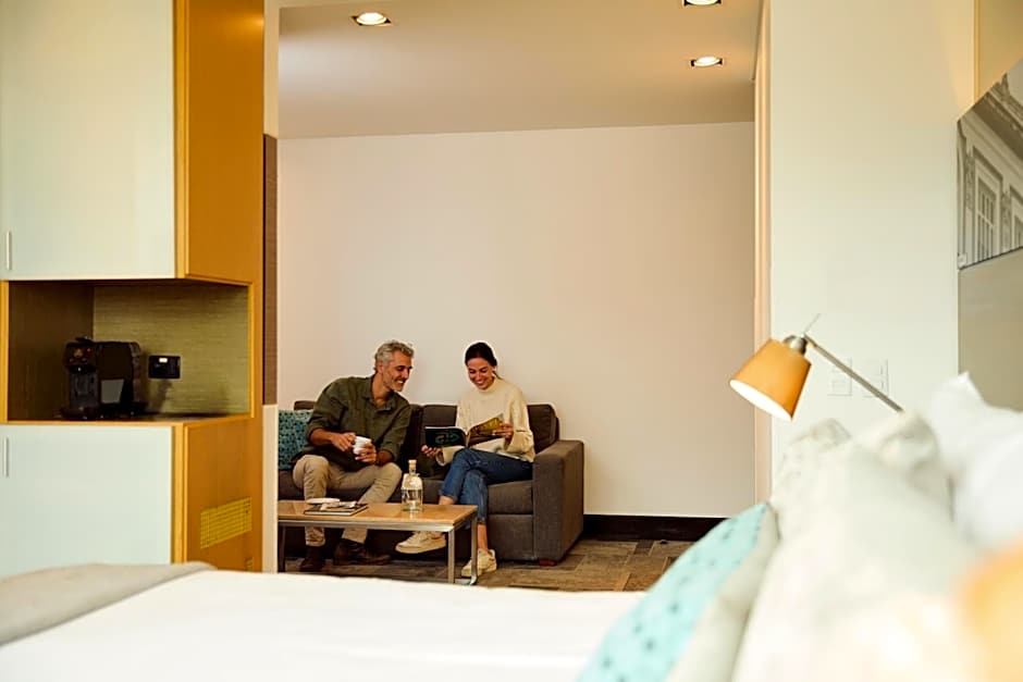 EK Hotel By Preferred Hotels Group