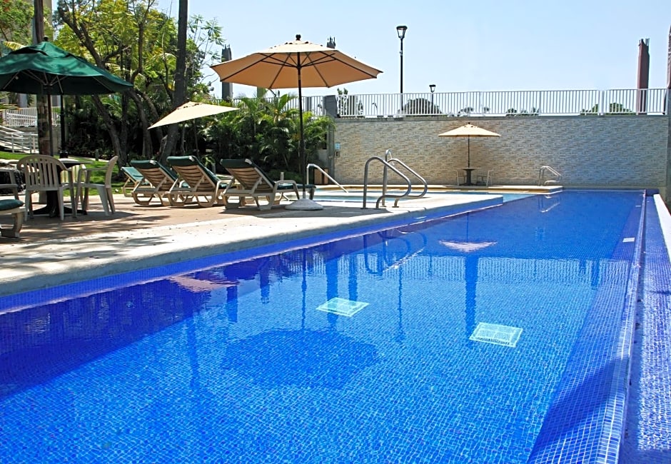 Holiday Inn Express & Suites Cuernavaca By IHG
