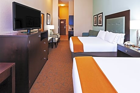 2 Queen Suite