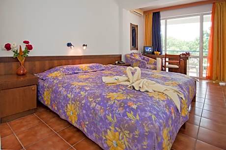 Double or Twin Room with Balcony