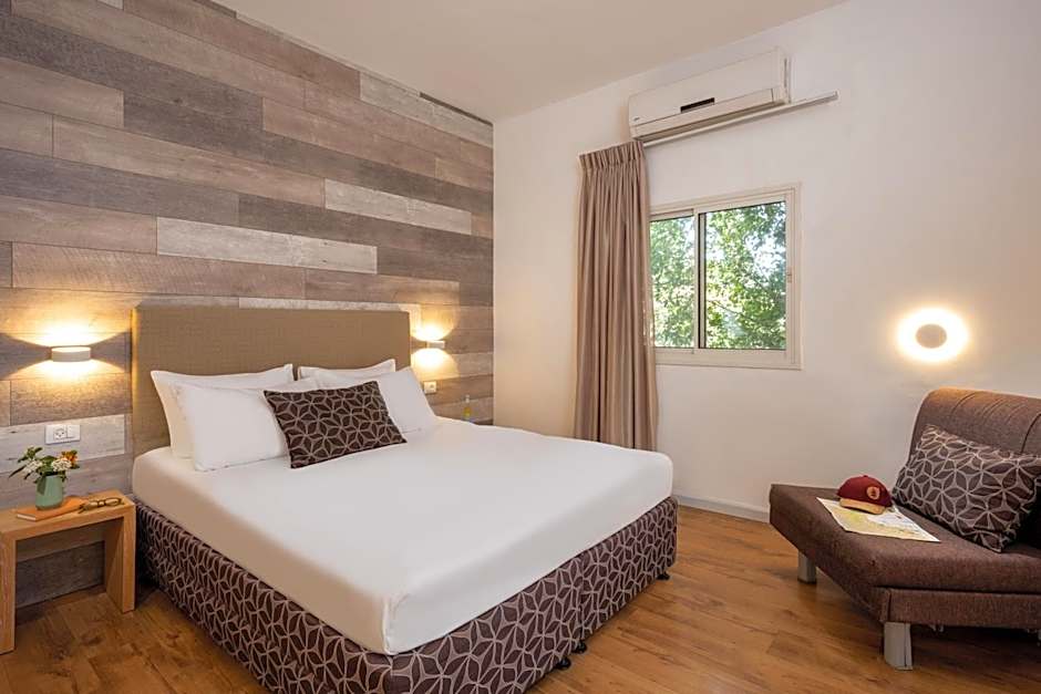 Kibbutz Malkiya Travel Hotel