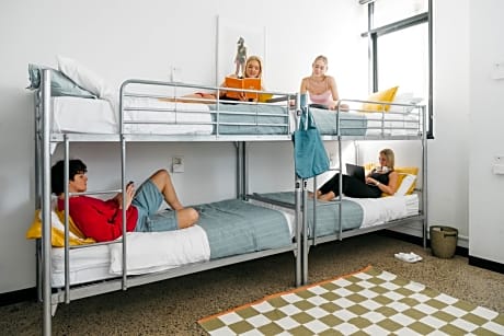 Bed in 5-Bed Dormitory Room
