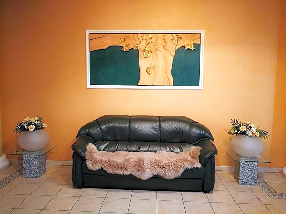 Hotel Mladosť