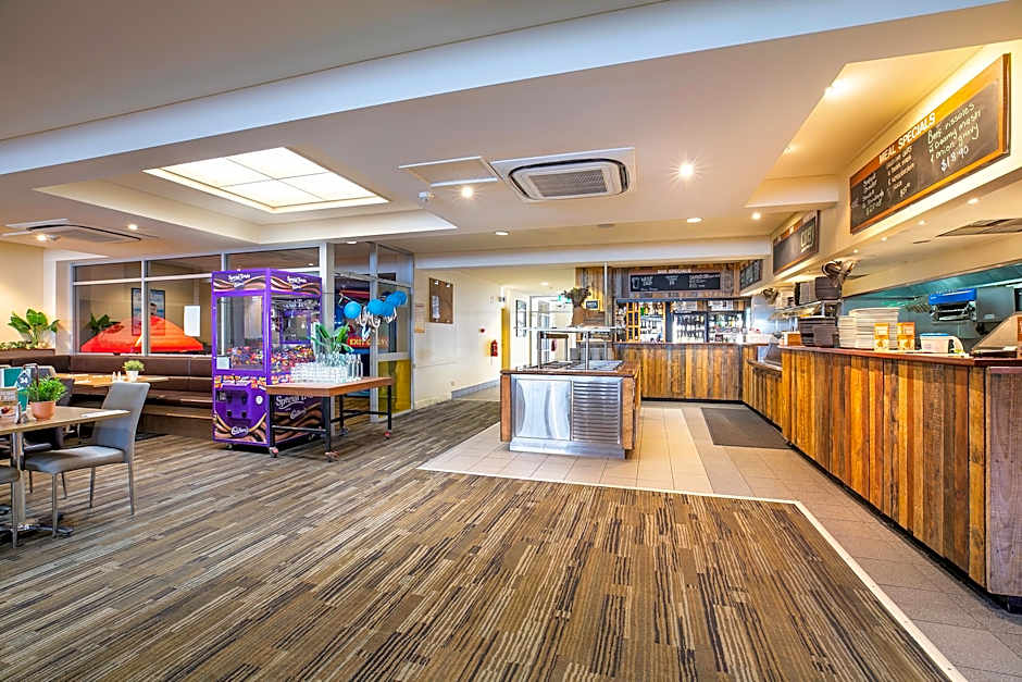 Esplanade Hotel Adelaide