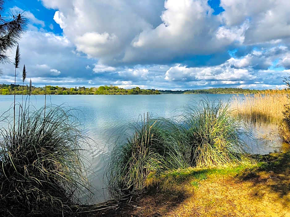 Hôtel du Lac d'Arjuzanx