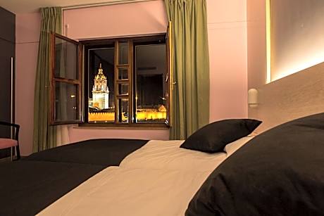 Double Room with View